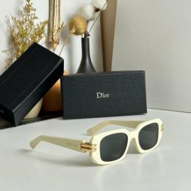 Picture of Dior Sunglasses _SKUfw54044625fw